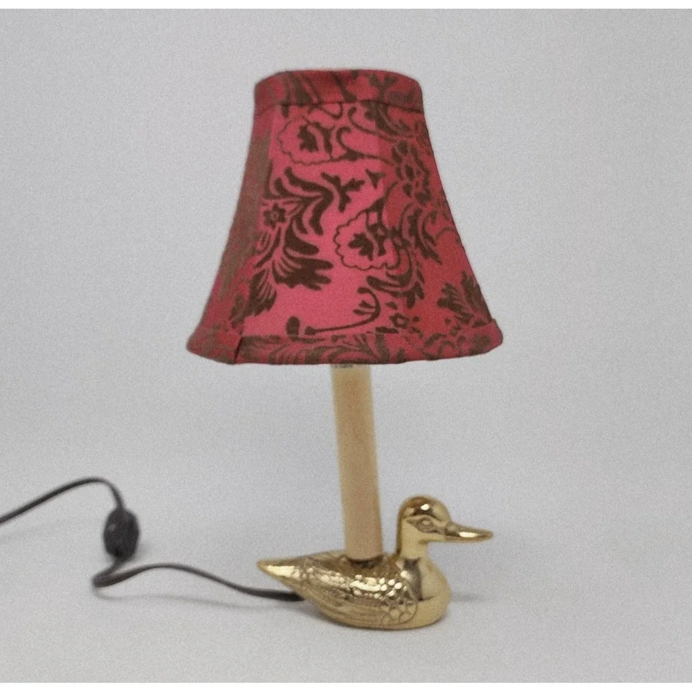 Vtg MCM Brass Duck Night Light Small Electric Table Lamp Floral Red Shade 10.5